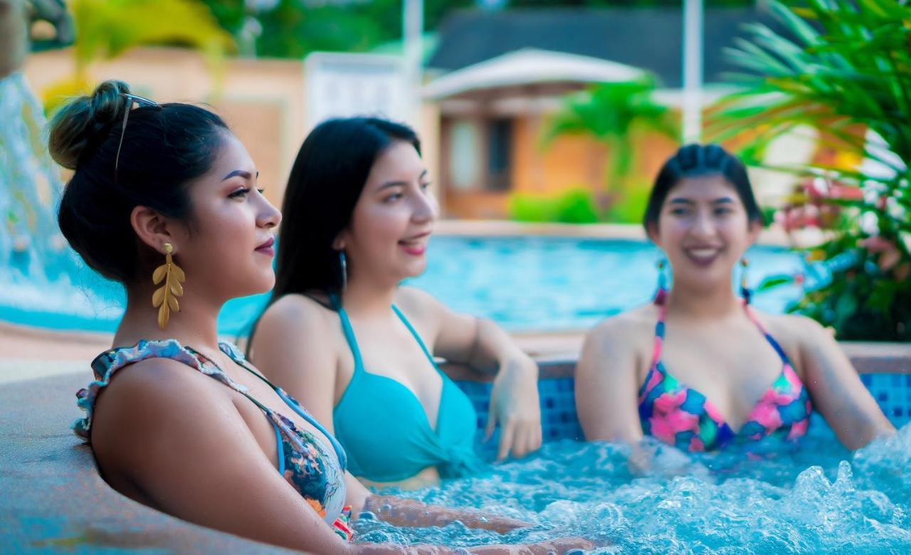 Sisakuna Lodge มินโด ภายนอก รูปภาพ