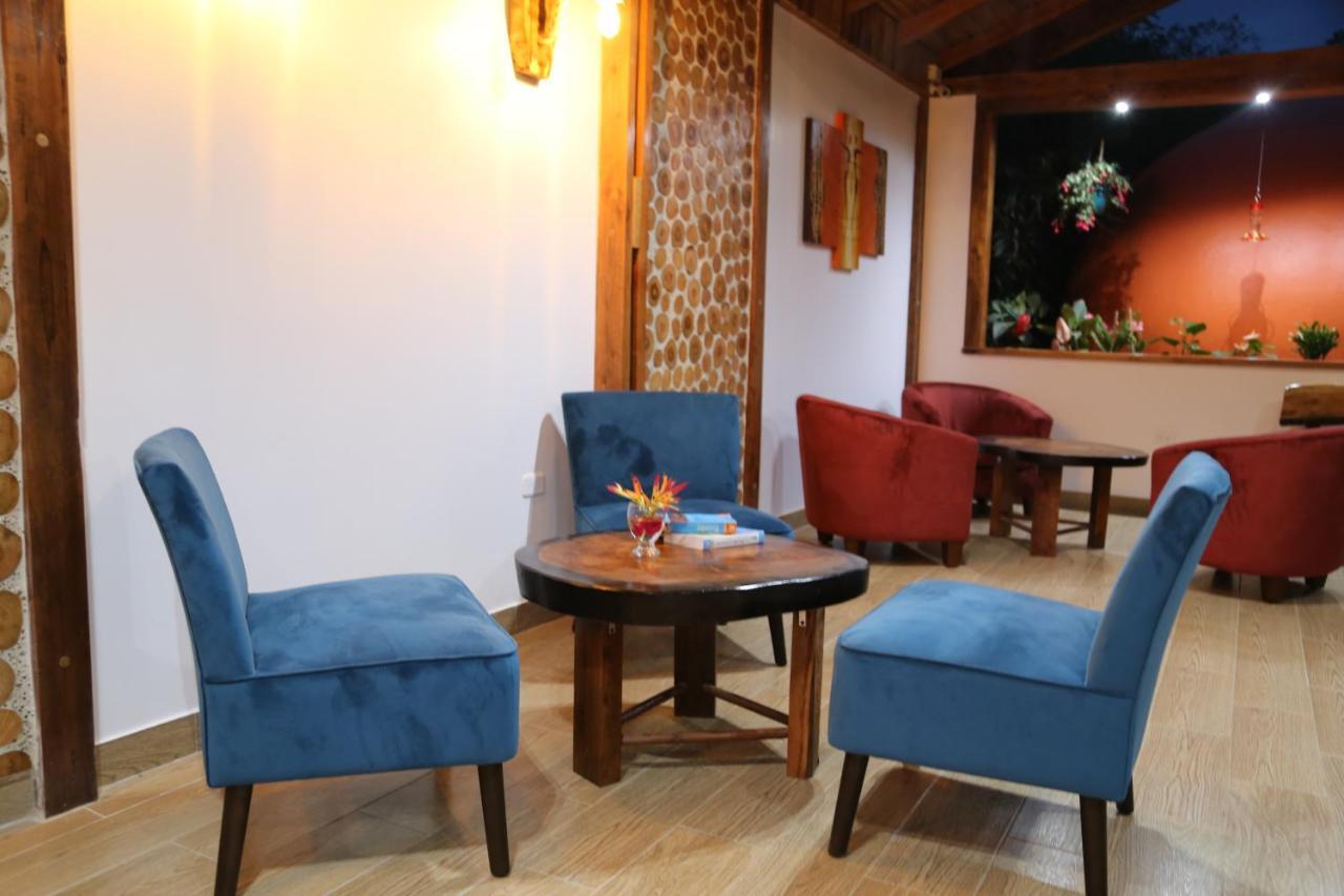 Sisakuna Lodge มินโด ภายนอก รูปภาพ
